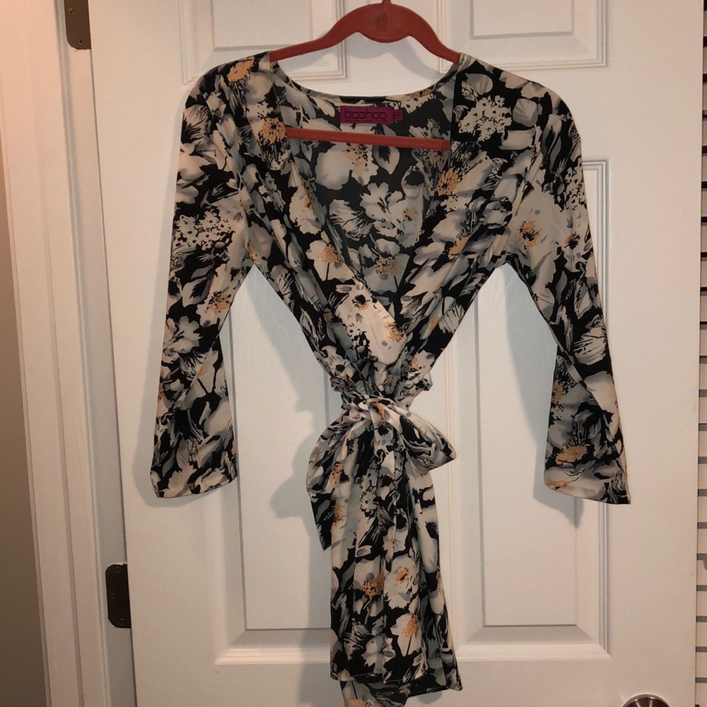 Like New Floral Romper
